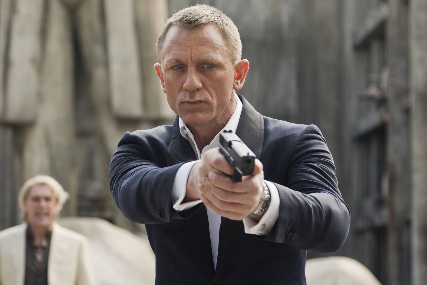 Daniel Craig lookalike channels James Bond intensity.