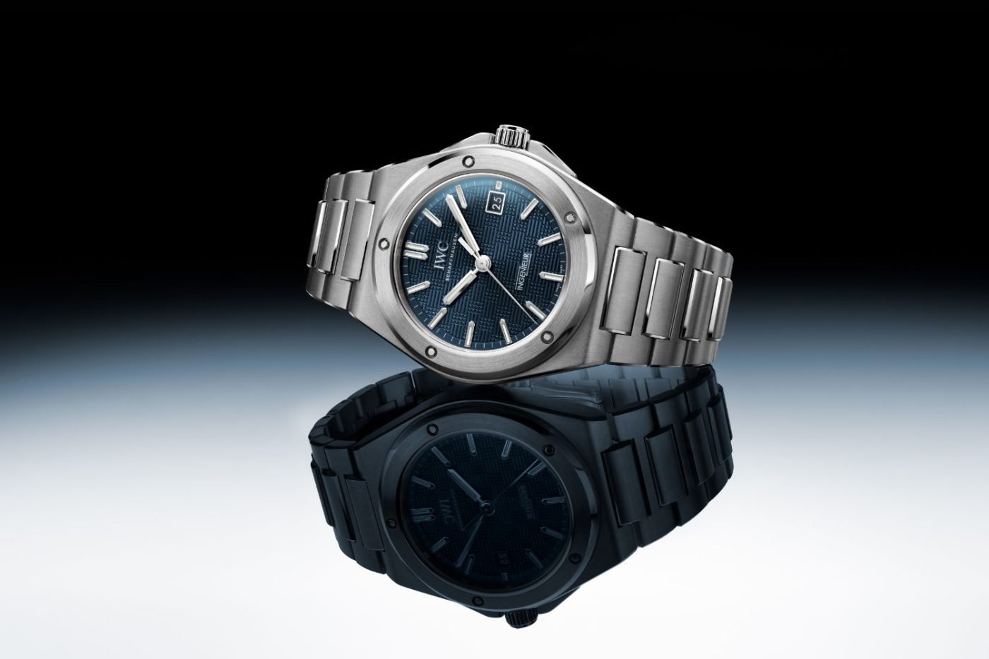 Gérald Genta IWC Schaffhausen Ingenieur blue dial