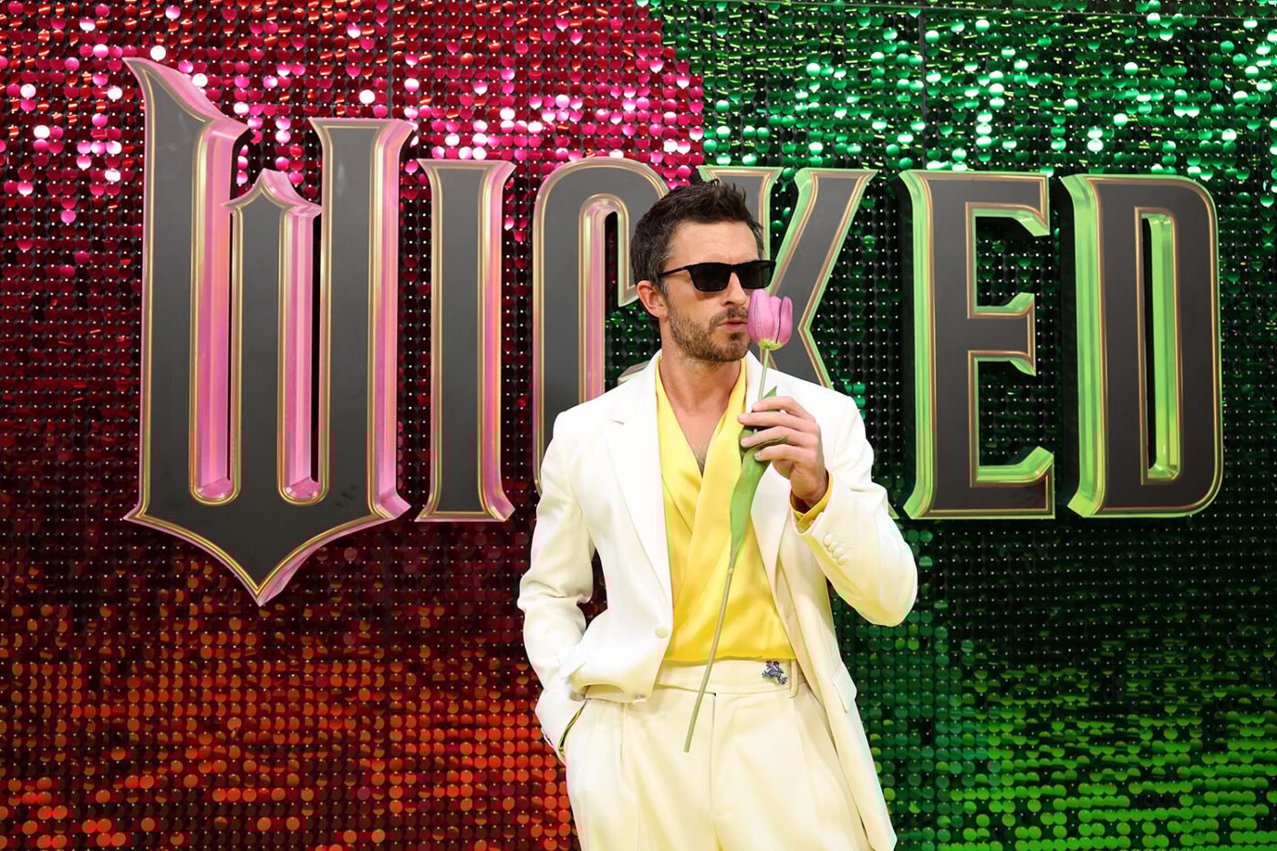 Sydney 'Wicked' premiere: Wizardly suit,